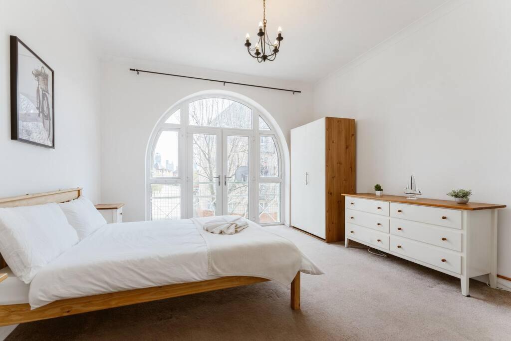 Spacious Ensuite Room Near Top Tourist Attractions London Exteriör bild