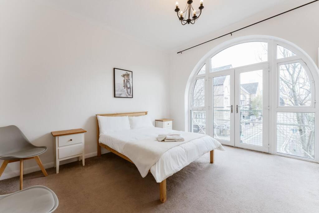 Spacious Ensuite Room Near Top Tourist Attractions London Exteriör bild